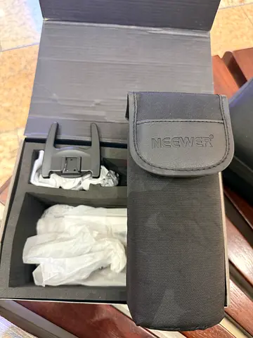Neewer Flash Speedlight with Carrying Case (used)
