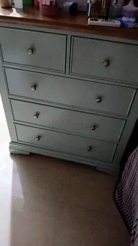 Wooden 6-Drawer Chest / Dresser in Good Condition