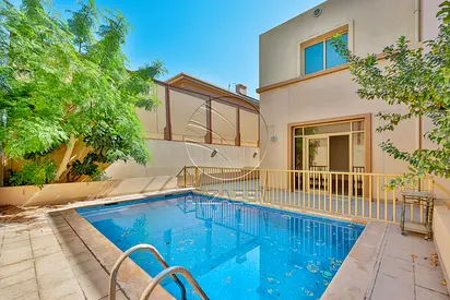 Vacant | Private Pool | For Investment or End Use