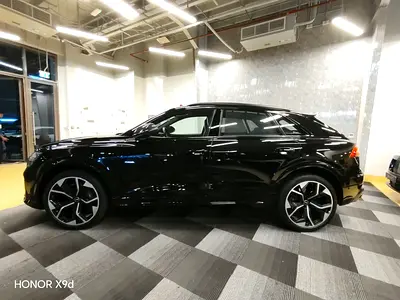 صورة 8 لـ 2022 AUDI RS Q8