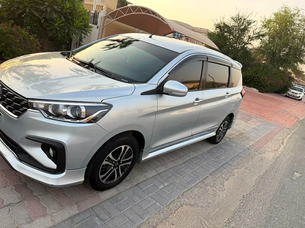 Suzuki Ertiga 2024 — photo 1 of 19
