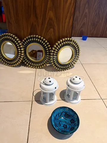 Set of Decorative Items