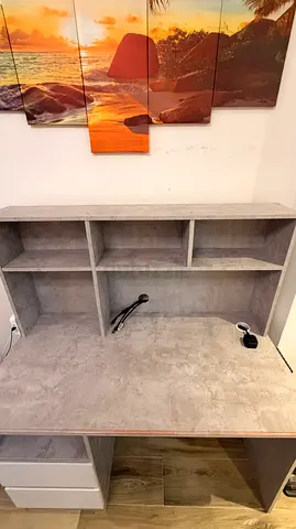 Computer desk with hutch