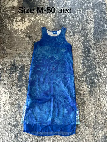 Adidas dress size S/M