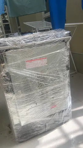 Barely Used stand cooker(Wrapped for Transport) - Good Working Condition