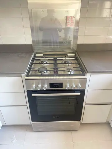 Bosch like new gas with electric oven stove 60/60cm perfect working delivery with warranty