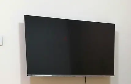 43 Samsung Smart TV unused