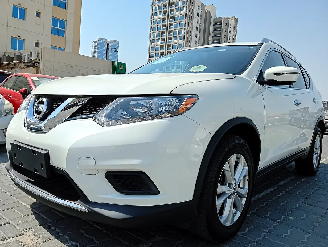 Nissan X-Trail 2016 — photo 1 of 20