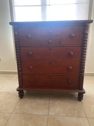 Solid Australian Rosewood / Rose Mahogany Vintage Chest of Drawers / Dresser - Good Condition
