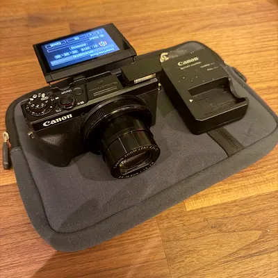Canon PowerShot G7X MK iii - Compact High-End Point  Shoot Camera (Good Condition)