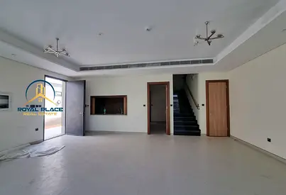 SPAICOUS LAYOUT BRAND NEW BRIGHT ELEGANT