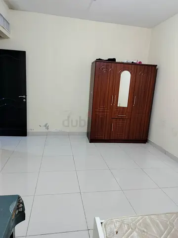 Hall room for rent  Shabiya 10