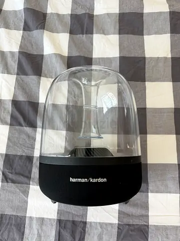 Harmon Kardon Aura Studio