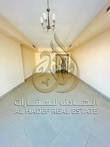 🏡 شقة فاخرة للإيجار السنوي في المجاز 1 – الشارقة ✨ متاحة الآن – فرصة مميزة للسكن في موقع حيوي مع مساحات واسعة وخدمات مجانية شاملة