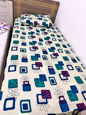 Single with spring mattress