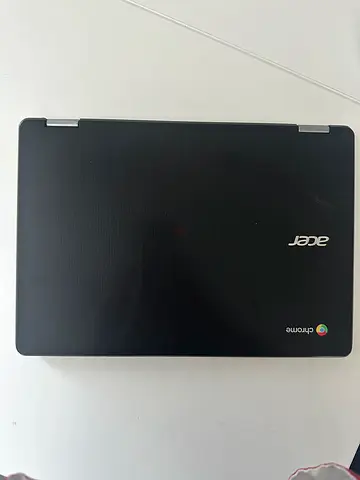 Acer Chromebook laptop - used, some surface scratches, for parts