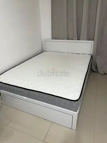 *t Excellent Condition Home Box Bed (160x200 cm) + Super Comfortable Mattress 1;
Up for sale is a mo