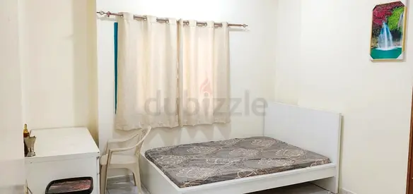 🏡 SPACIOUS MASTER BEDROOM FOR RENT
