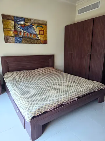 King wooden bed