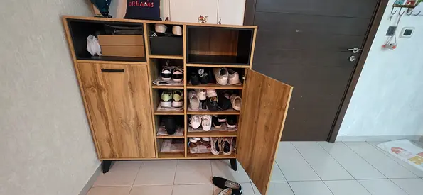 Wood-effect shoe cabinet with multiple compartments - good condition