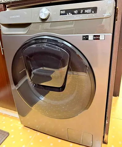 Samsung 10/7kg washer plus dryer same like new conditon for sale