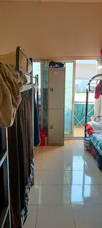 Bed space available in Al Quoze