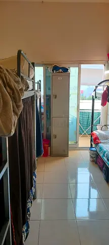 Bed space available in Al Quoze