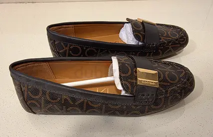 Unused new Calvin Klein loafers CK-size 5