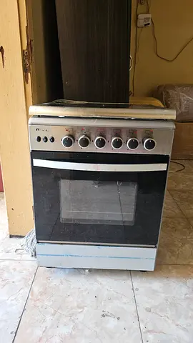 Nikai Cooking Range 4 burner with integrated oven