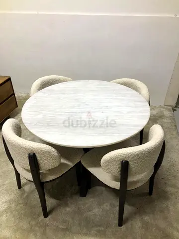 Haven 4-seater dining table with 4-chairs