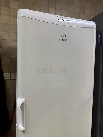 Indesit upright freezer good condition for sale
