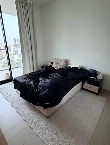 Bed base and matress