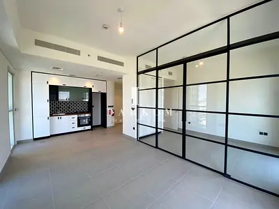 Corner Unit Smart 2BR | Vacant and Ready to Move In