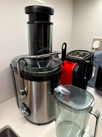 Stainless Steel Citrus/Cold Press Juicer with Jug
