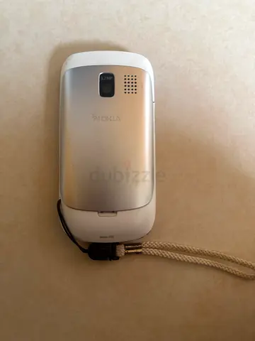 Nokia Asha 302 Mobile Phone with Lanyard