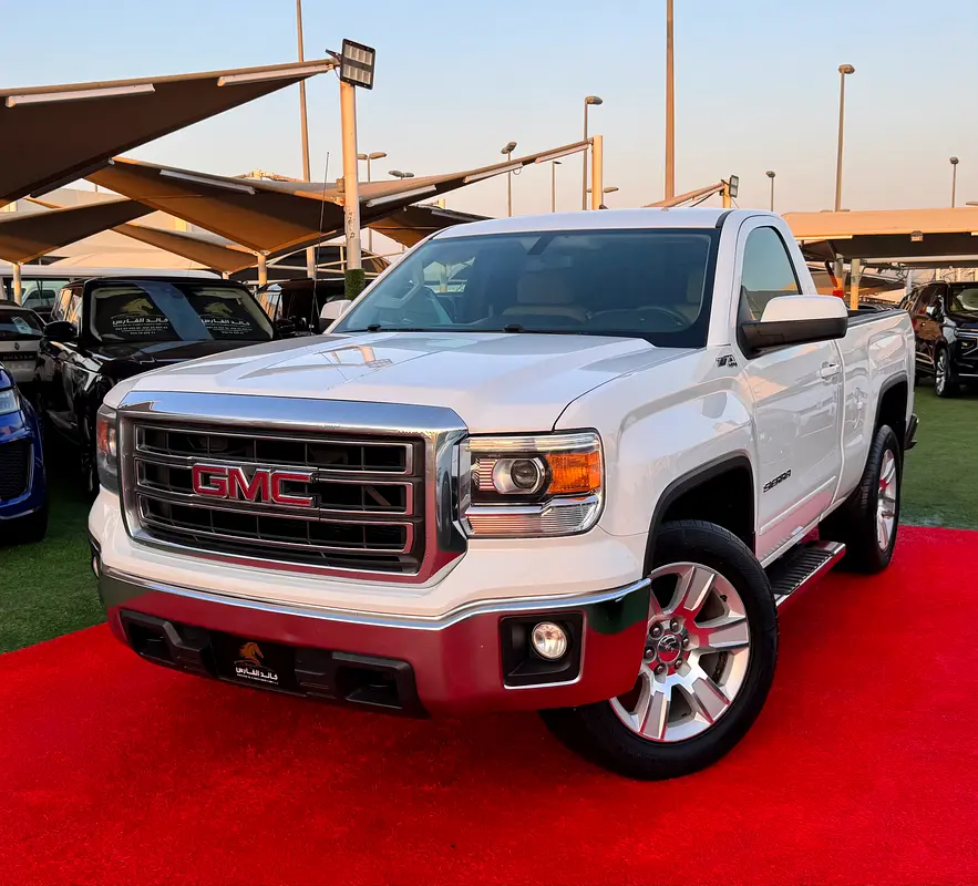 GMC Sierra 2014 — photo 1 of 15