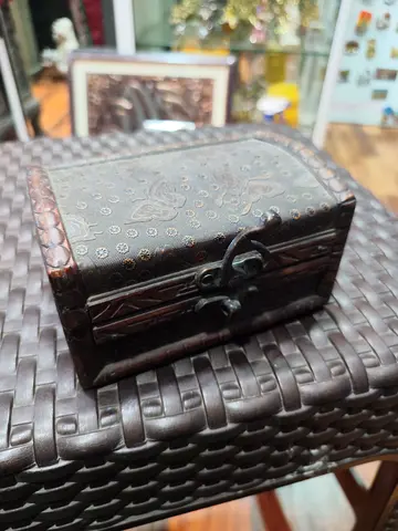 Small Vintage Decorative Wooden Jewelry Chest 12*7cm