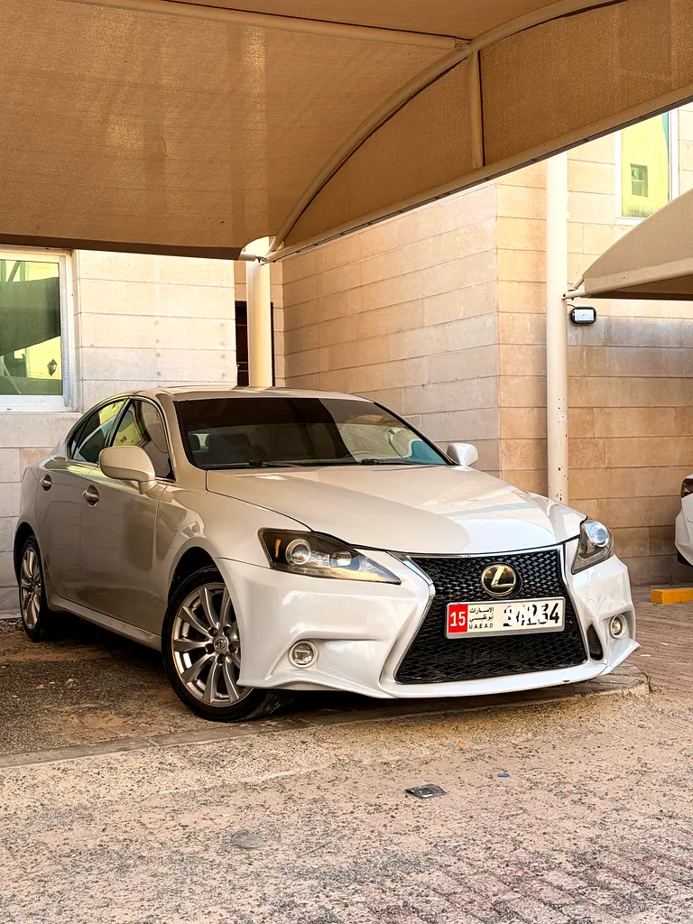 Lexus IS-Series 2008 — photo 1 of 5