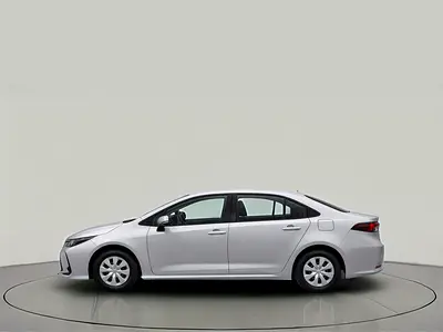 2023 Toyota COROLLA photo 3