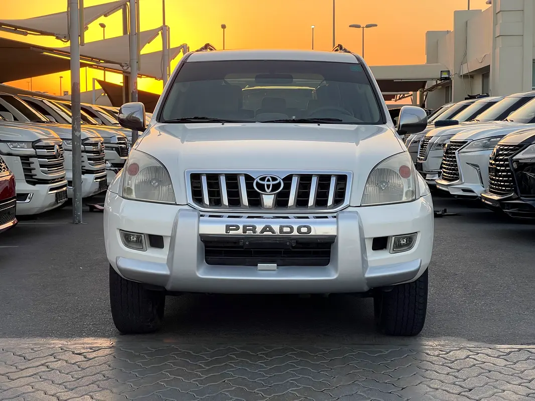 Toyota Prado 2006 — photo 1 of 17