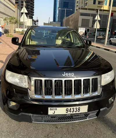 JEEP GRAND CHEROKEE | Limited | GCC | Well taken care of 🌸