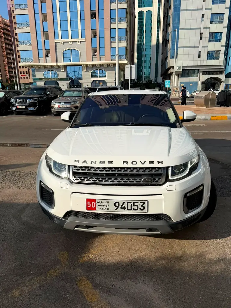 Land Rover Range Rover Evoque 2017 — photo 1 of 8