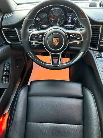 صورة مصغرة 12 لـ 2016 Porsche PANAMERA