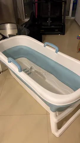 Foldable Baby Bath Tub with Stand - Good Condition