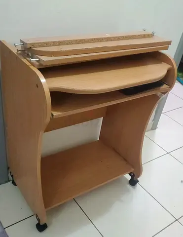 Wooden computer table