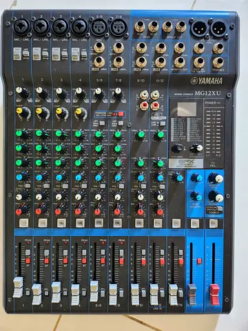 Yamaha Mixer