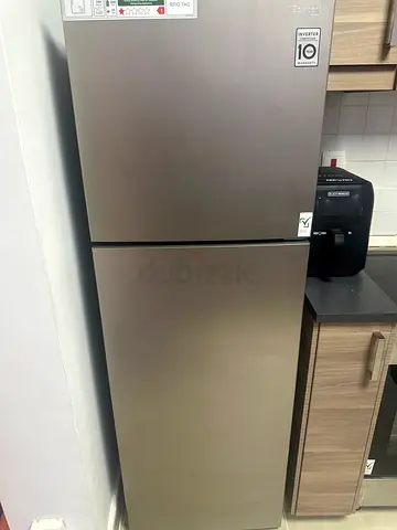 Stainless Steel Bottom-Freezer Refrigerator in Good Condition