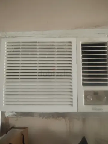 Window air conditioner unit - used,fast cooling and good ac