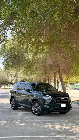 2022 Nissan Pathfinder SL | Low Mileage| American