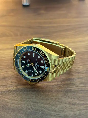 Rolex GMT Master II 126718 Yellow Gold